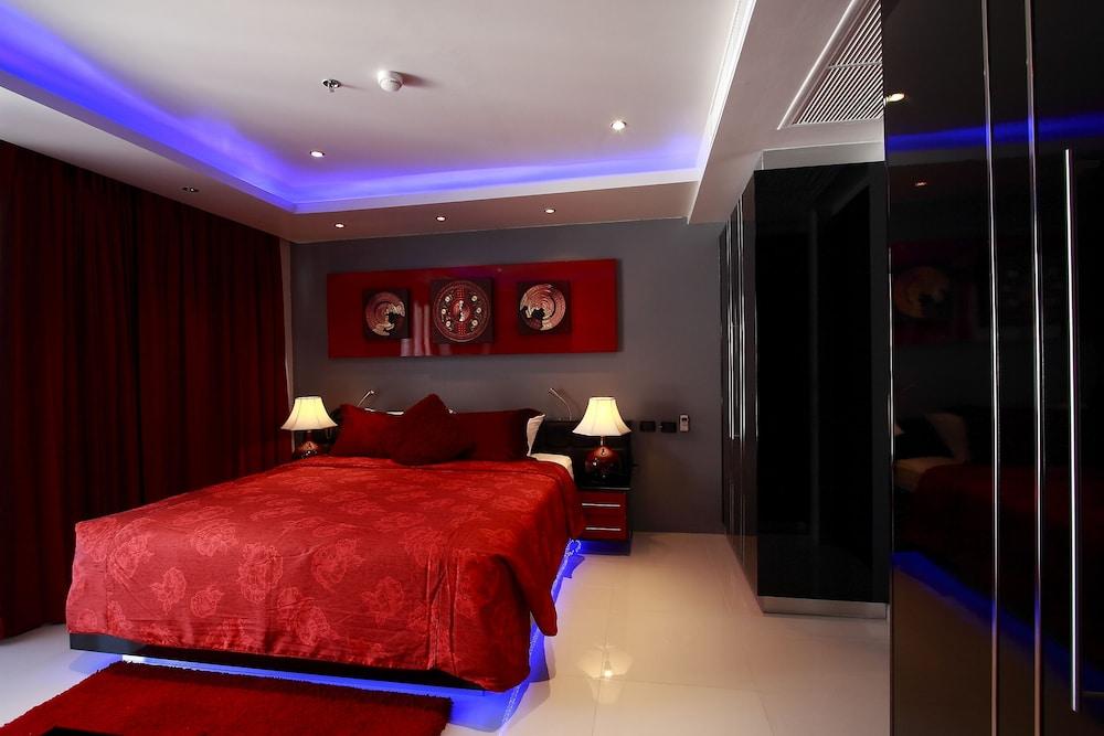 Absolute Bangla Suites Patong Екстер'єр фото